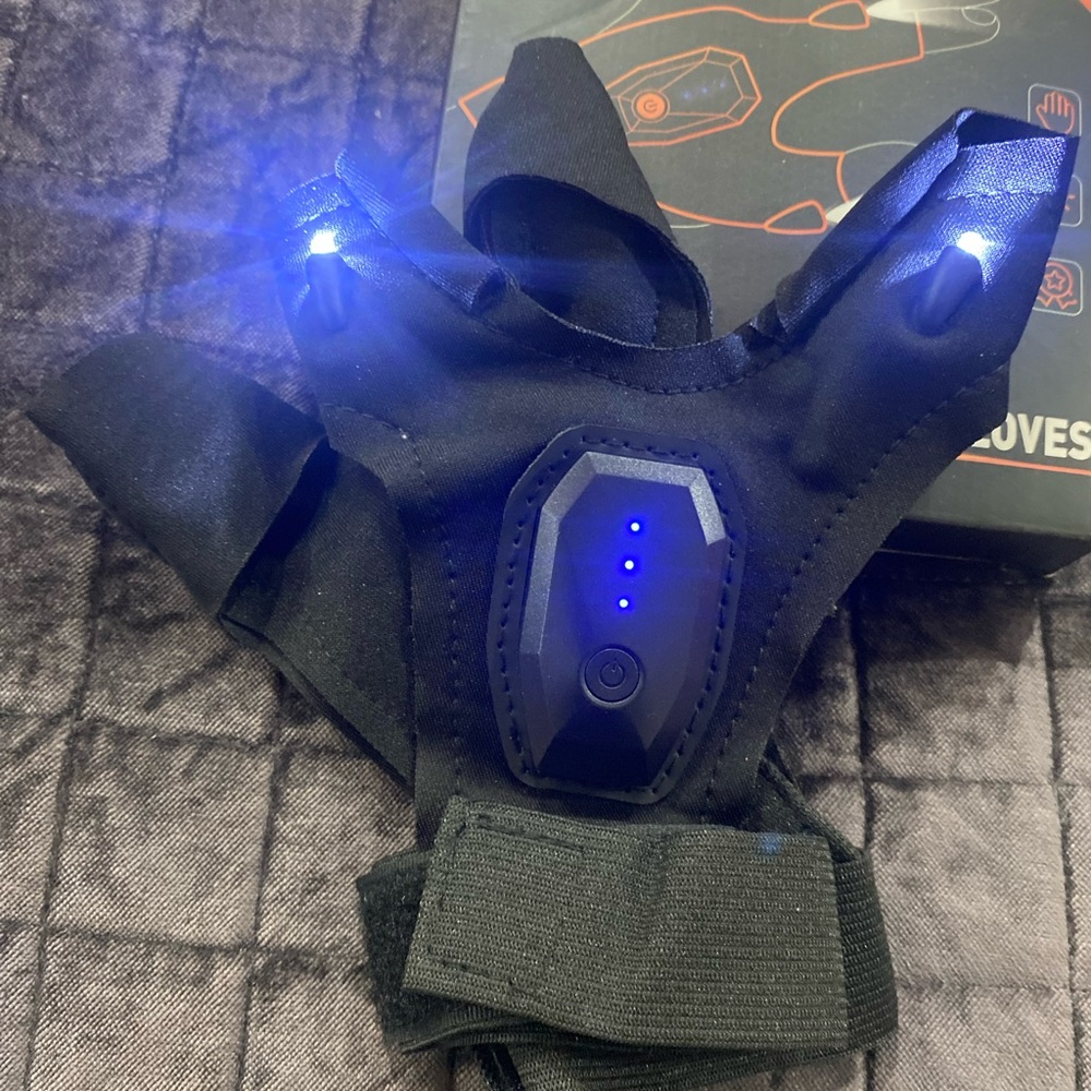 LED flashlight gloves NWT - Picture 4 of 4